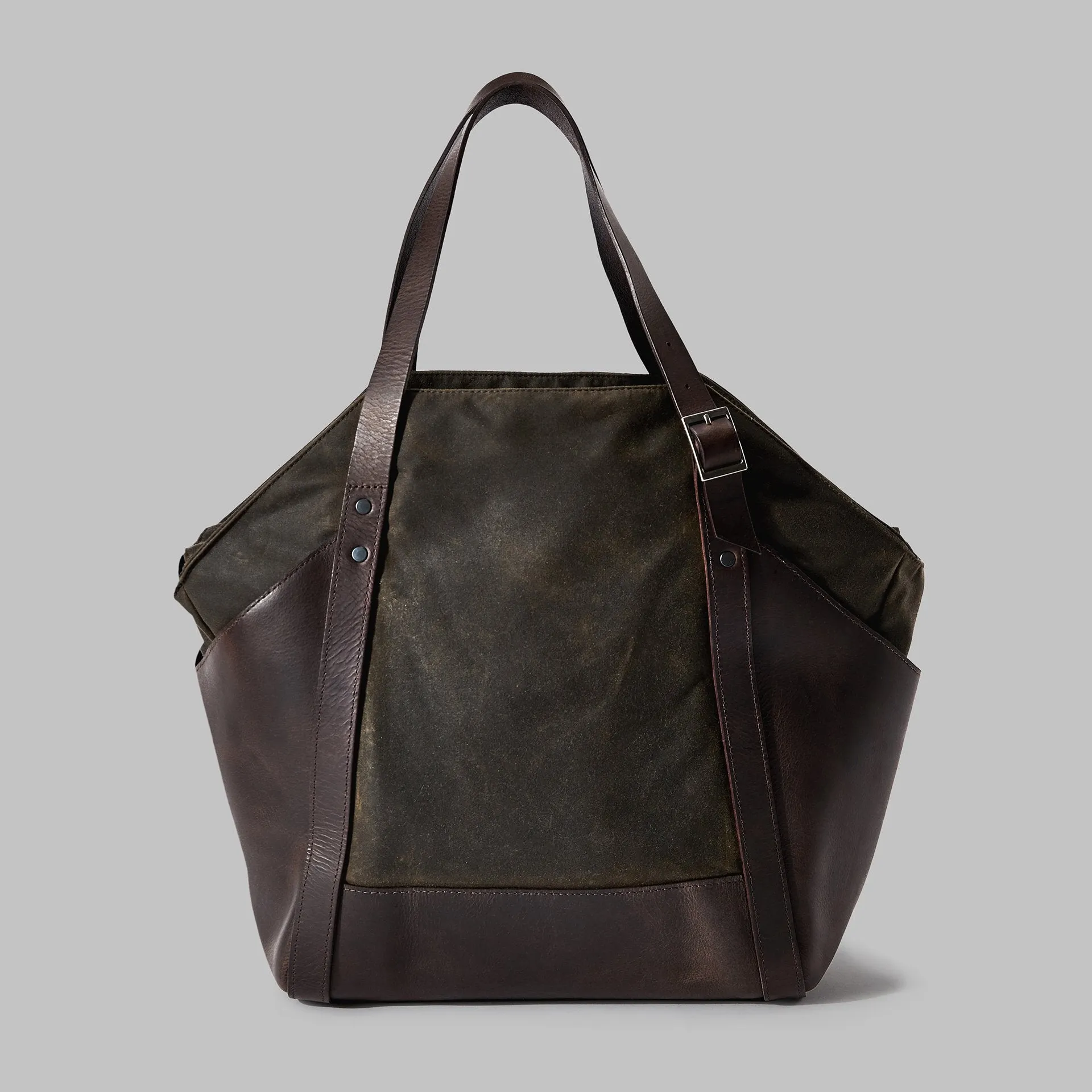 Amerton Olive Waxed Cotton Shoulder Bag