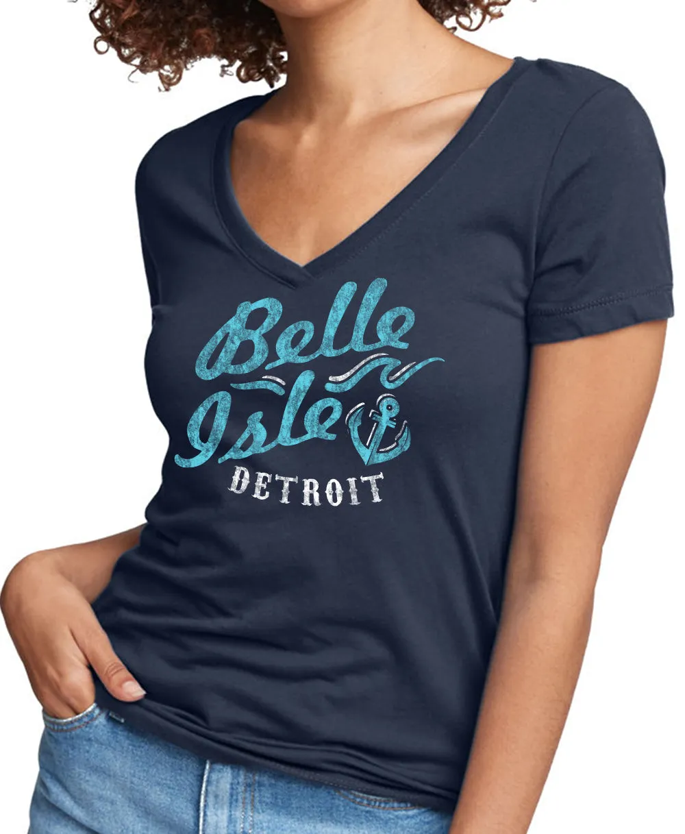 Belle Isle V-neck