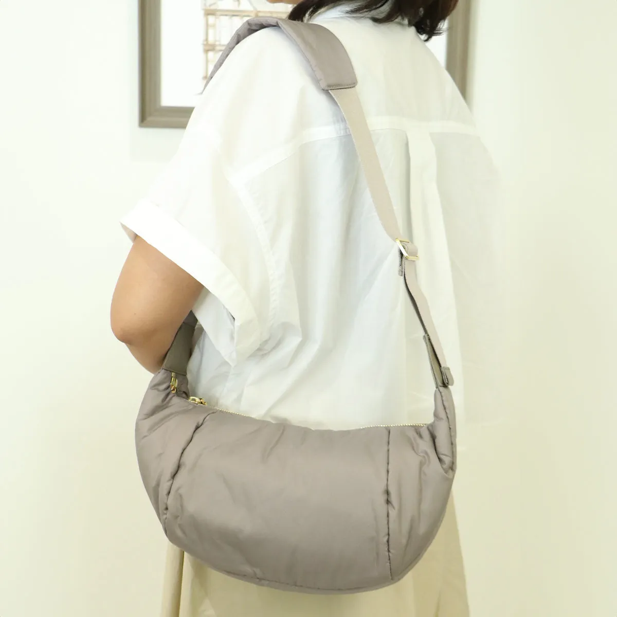 Gino 2 Ways Puff Shoulder Taupe