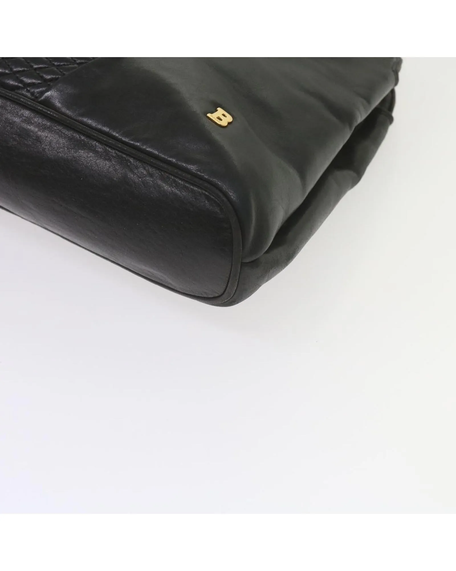 Matelasse Leather Shoulder Bag in Black