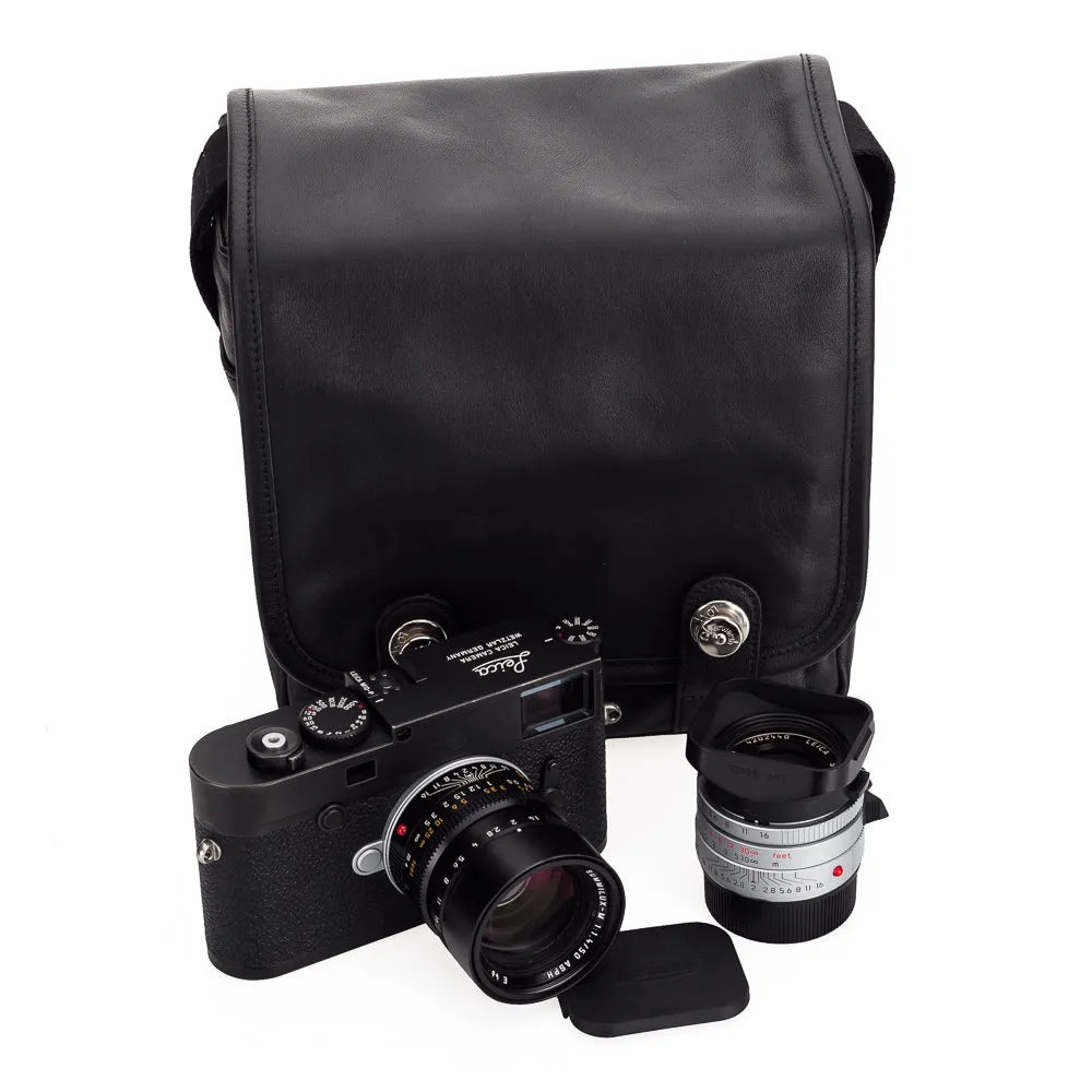 Oberwerth Boulevard Compact - Leather Camera Bag, Black with Red Lining