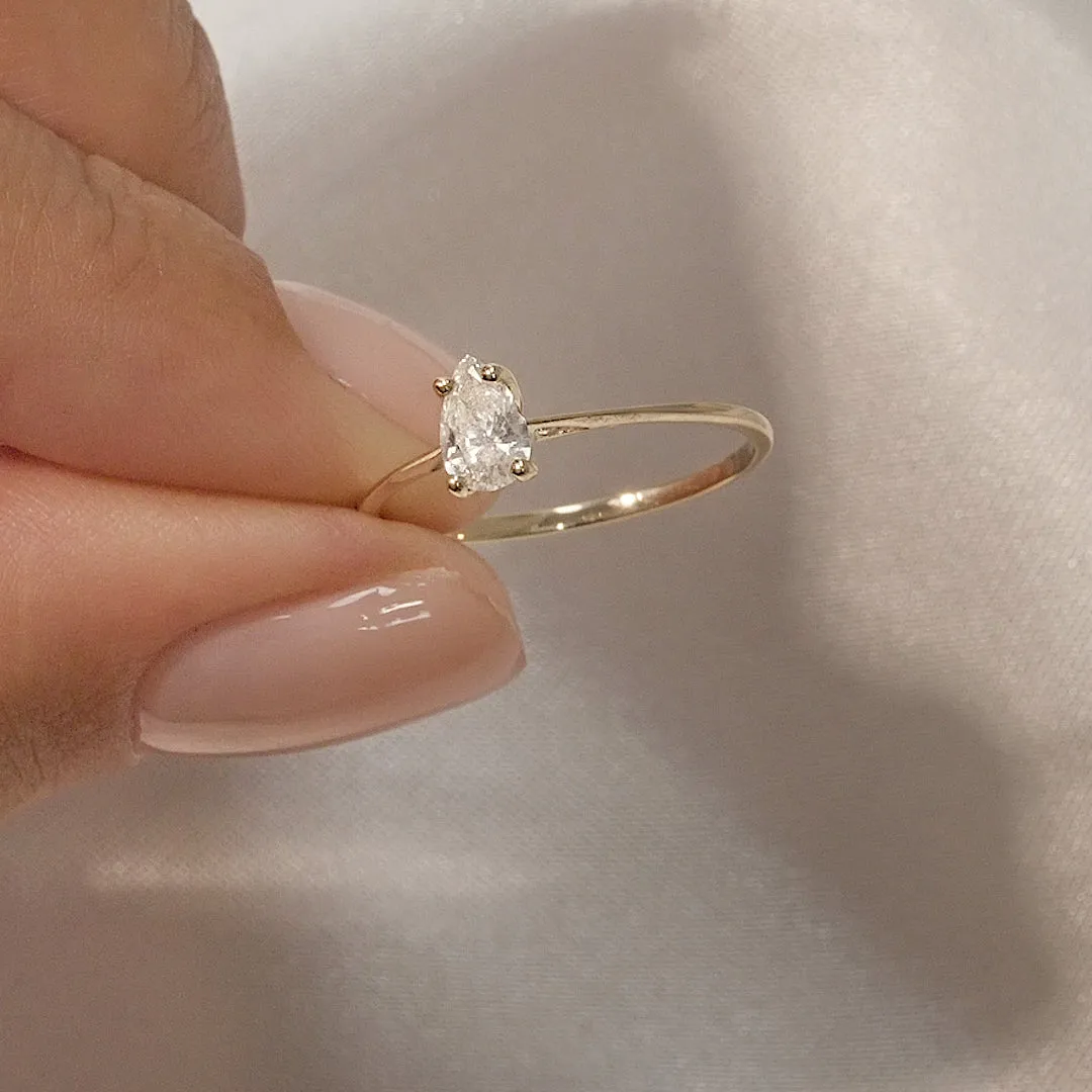 Pear Shaped Diamond Ring 14k Gold - Martine