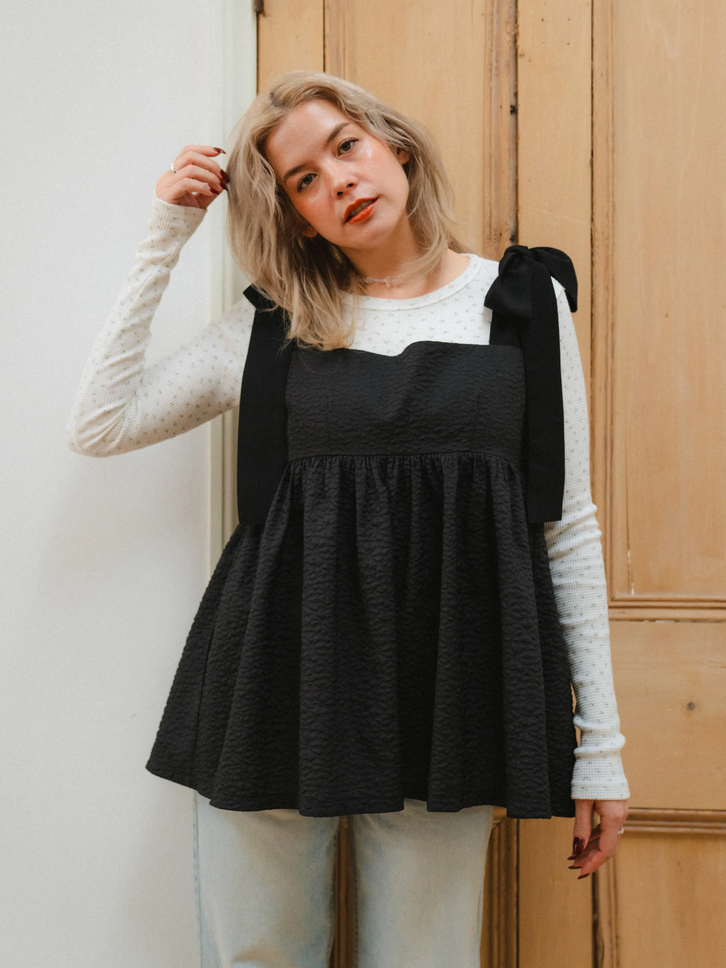 Poko Poko Shoulder Ribbon Top