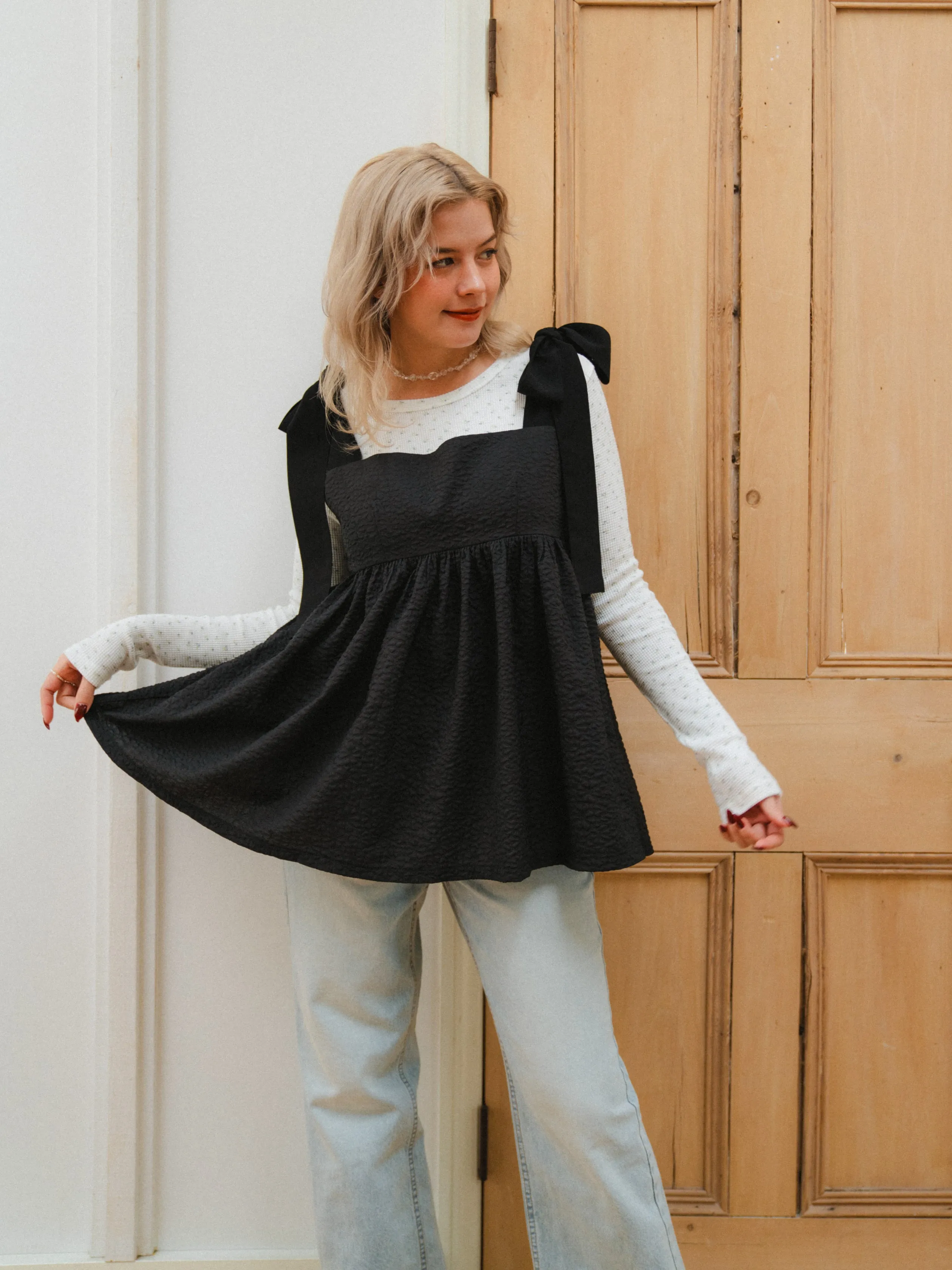 Poko Poko Shoulder Ribbon Top