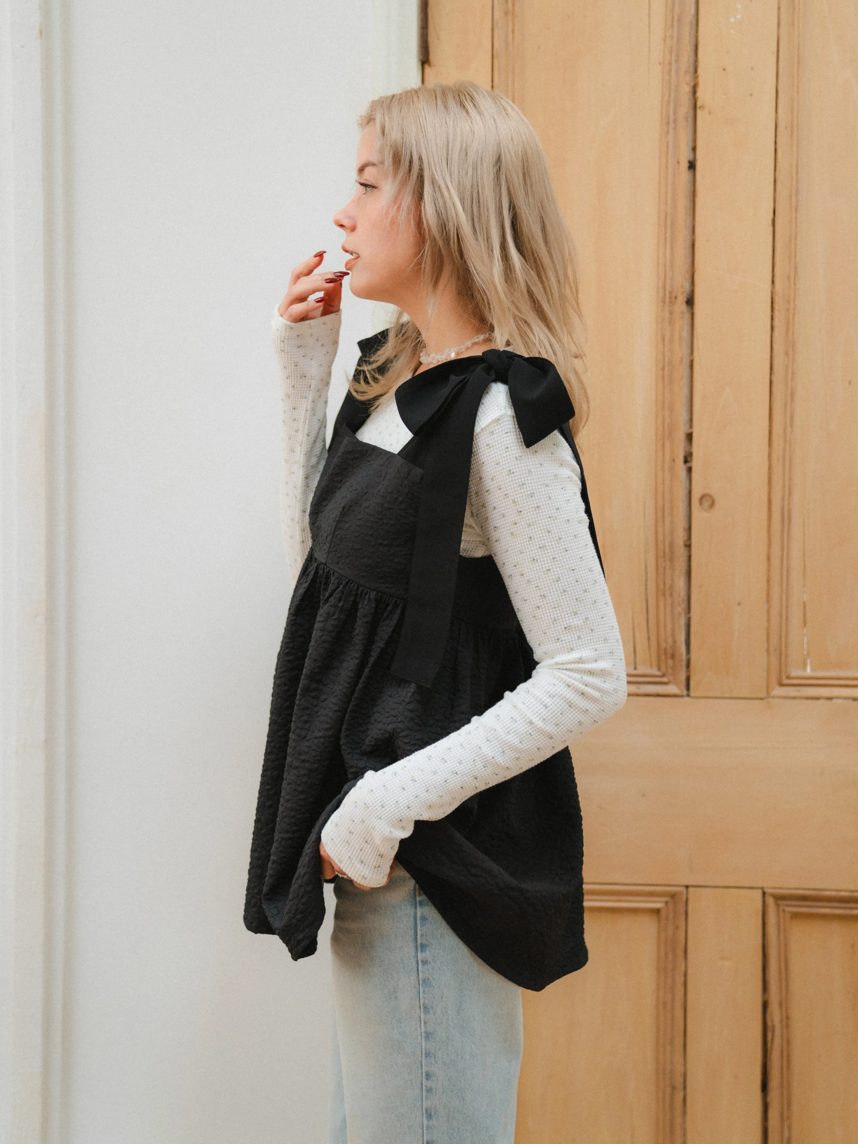 Poko Poko Shoulder Ribbon Top