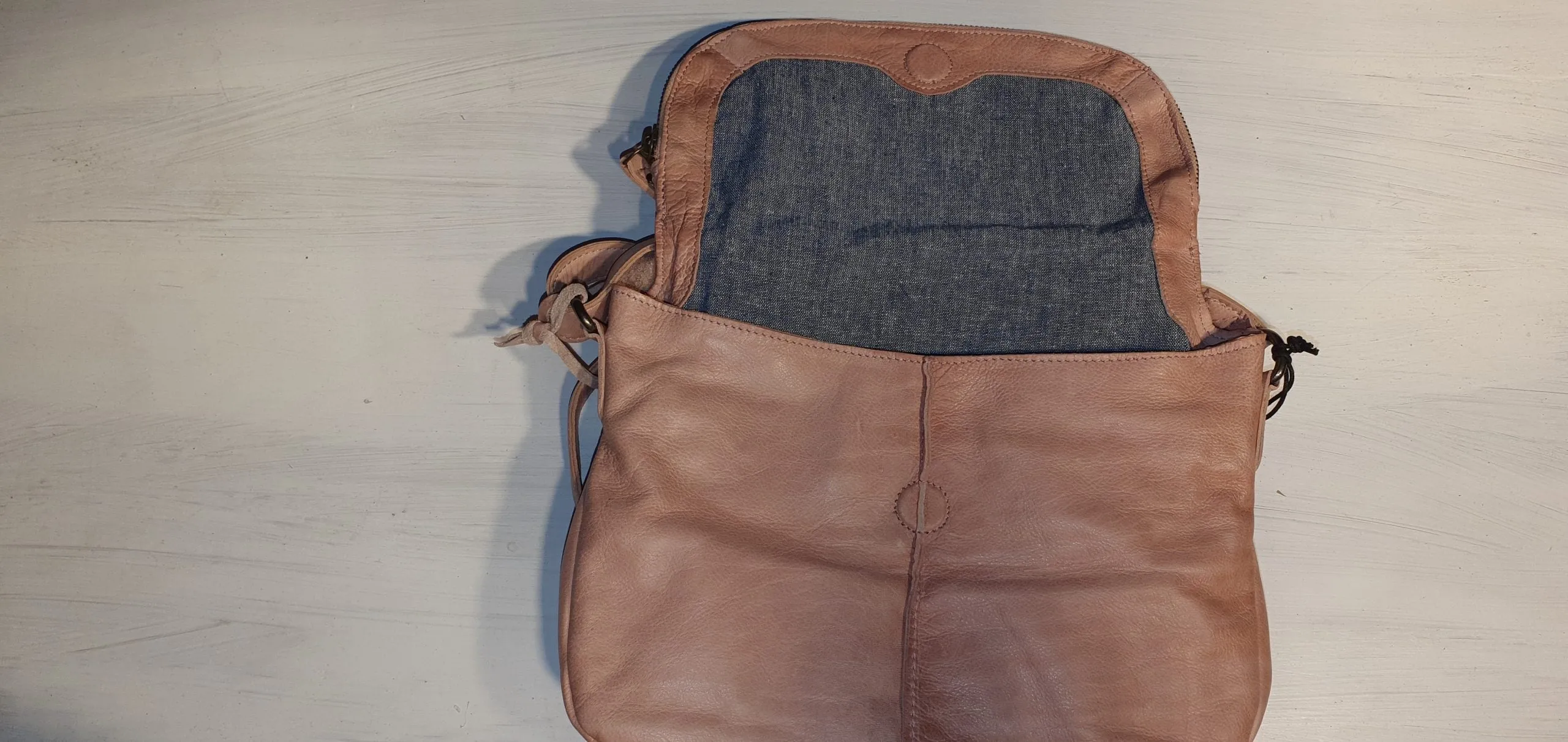 Rugged Hide Miranda Soft Cross Body Leather Bag