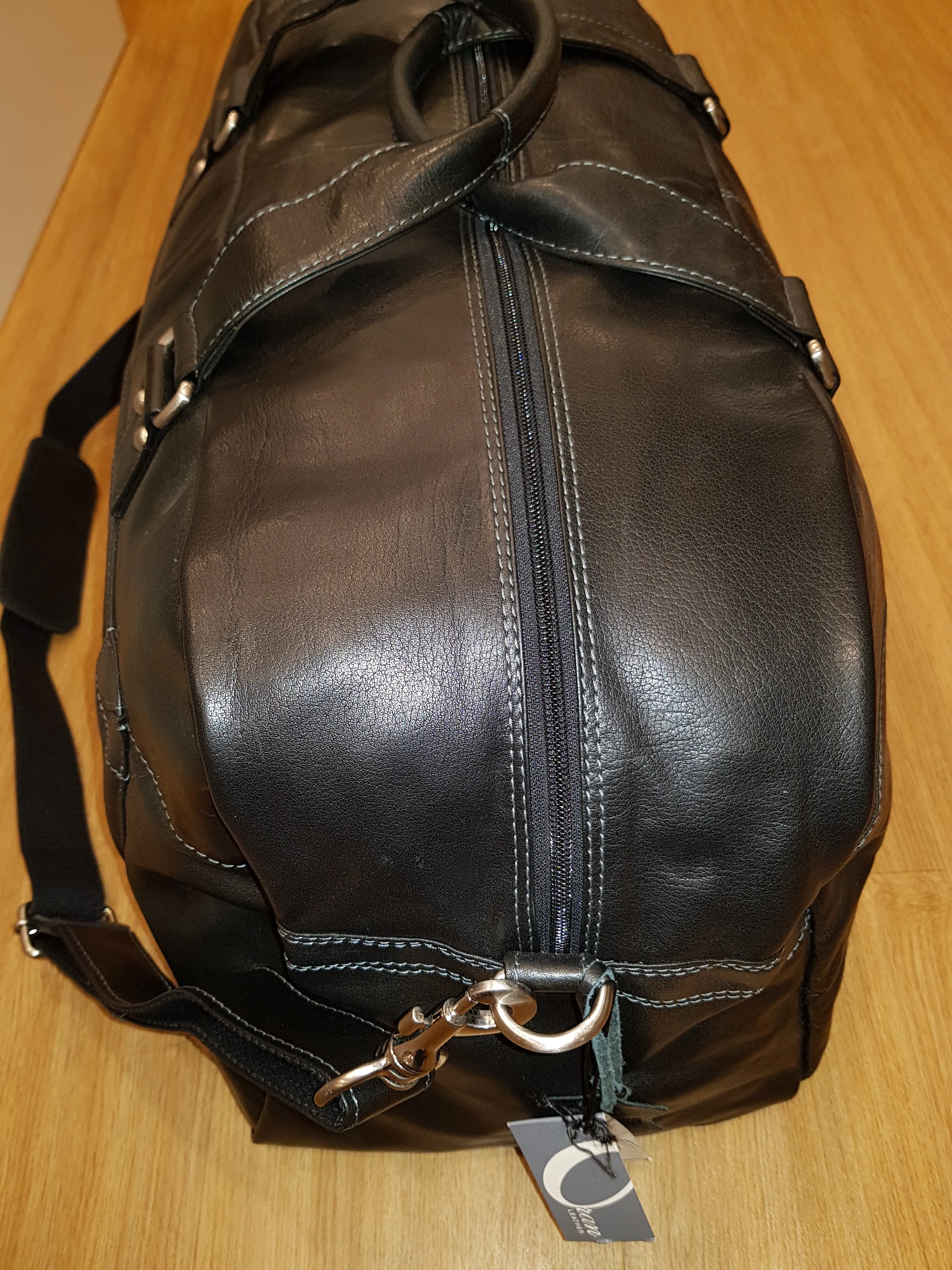 Rugged Hide - Travel Bag Leather Overnight Bag