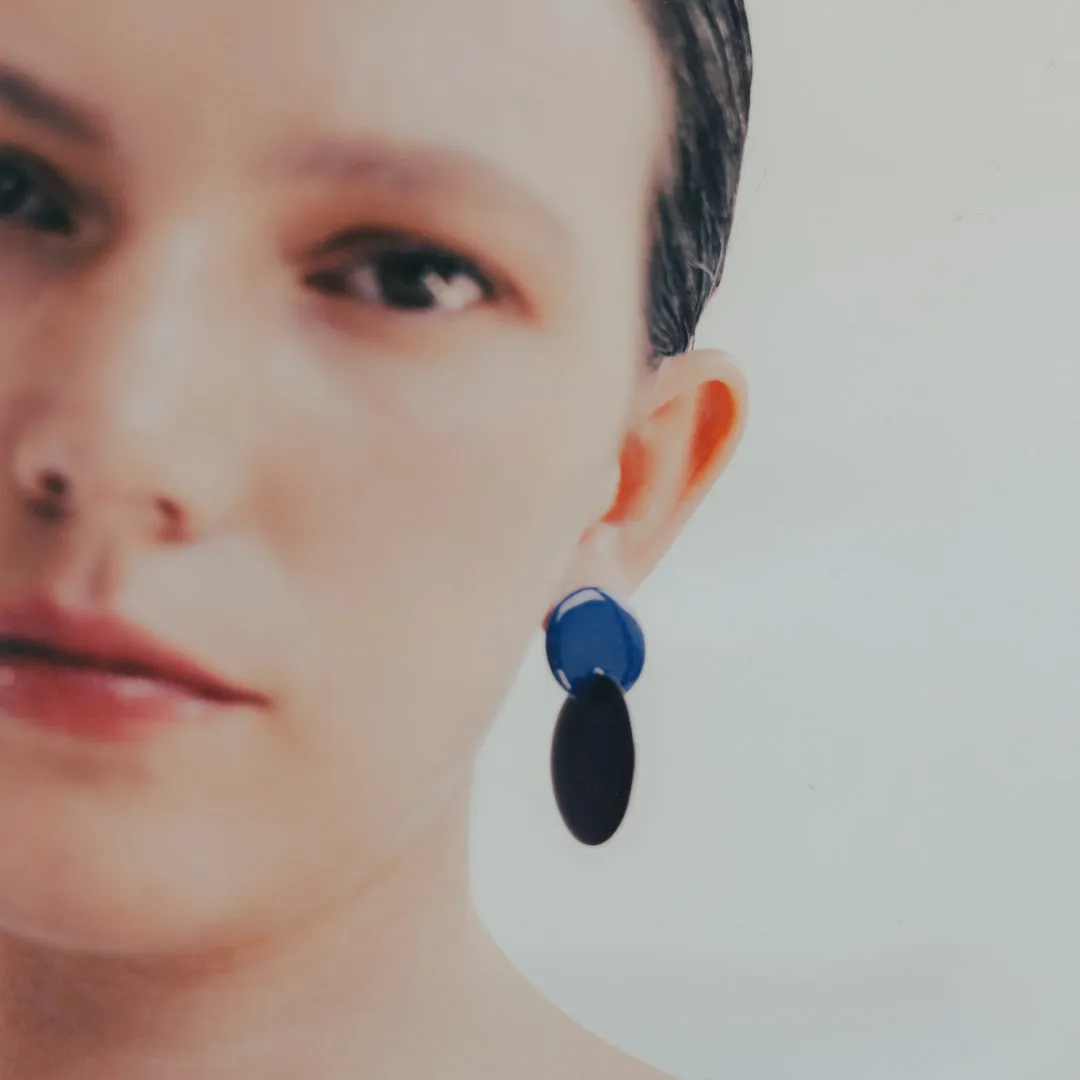 Semicircle - earrings with enamel - blue