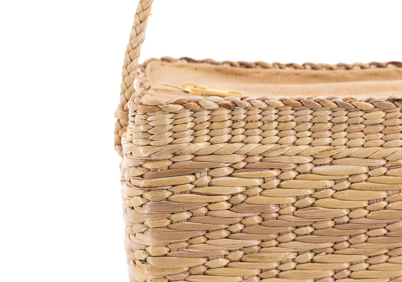 Straw Shoulder Bag