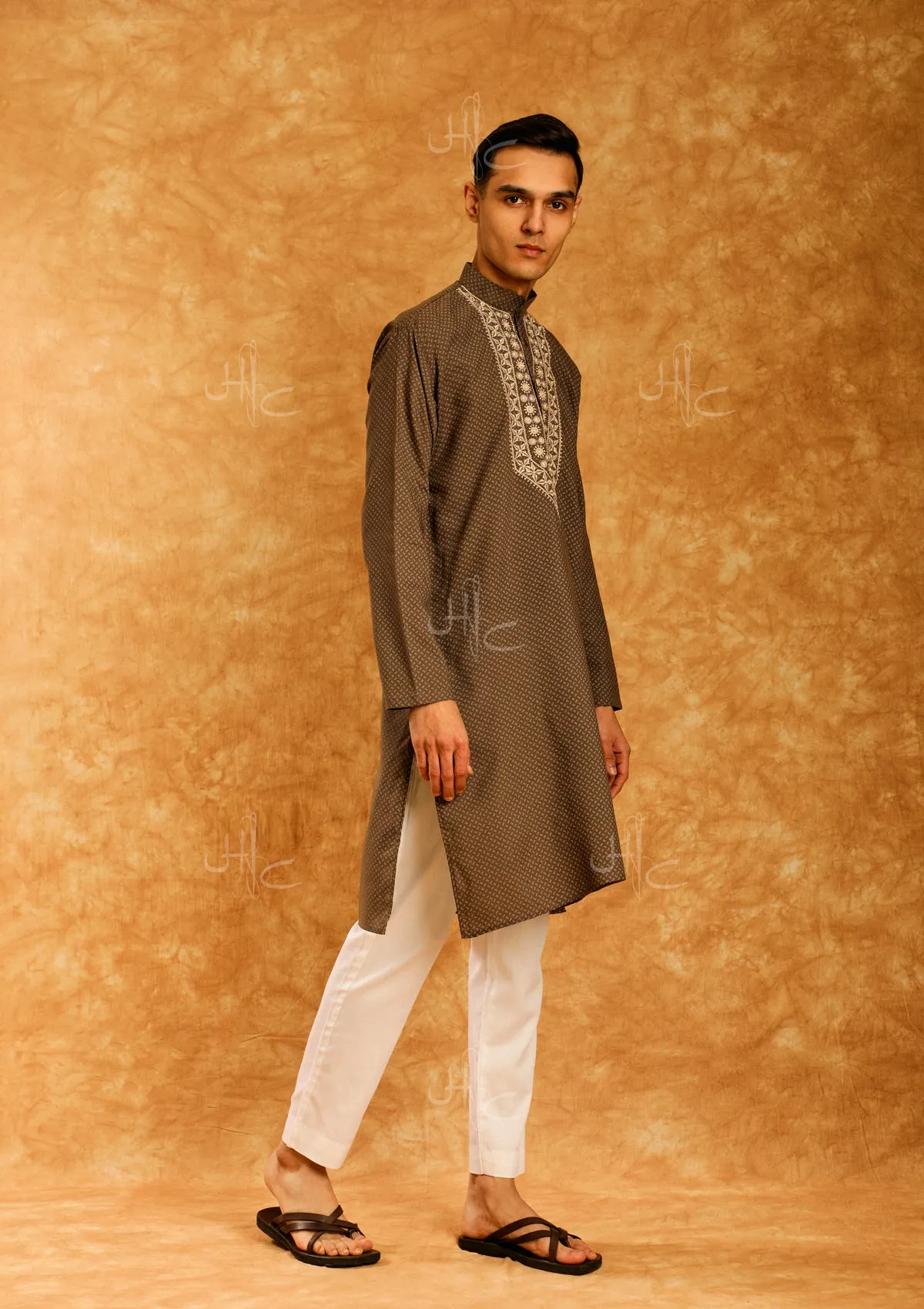 Wasiq Embroidered Rayon Straight Men's Kurta