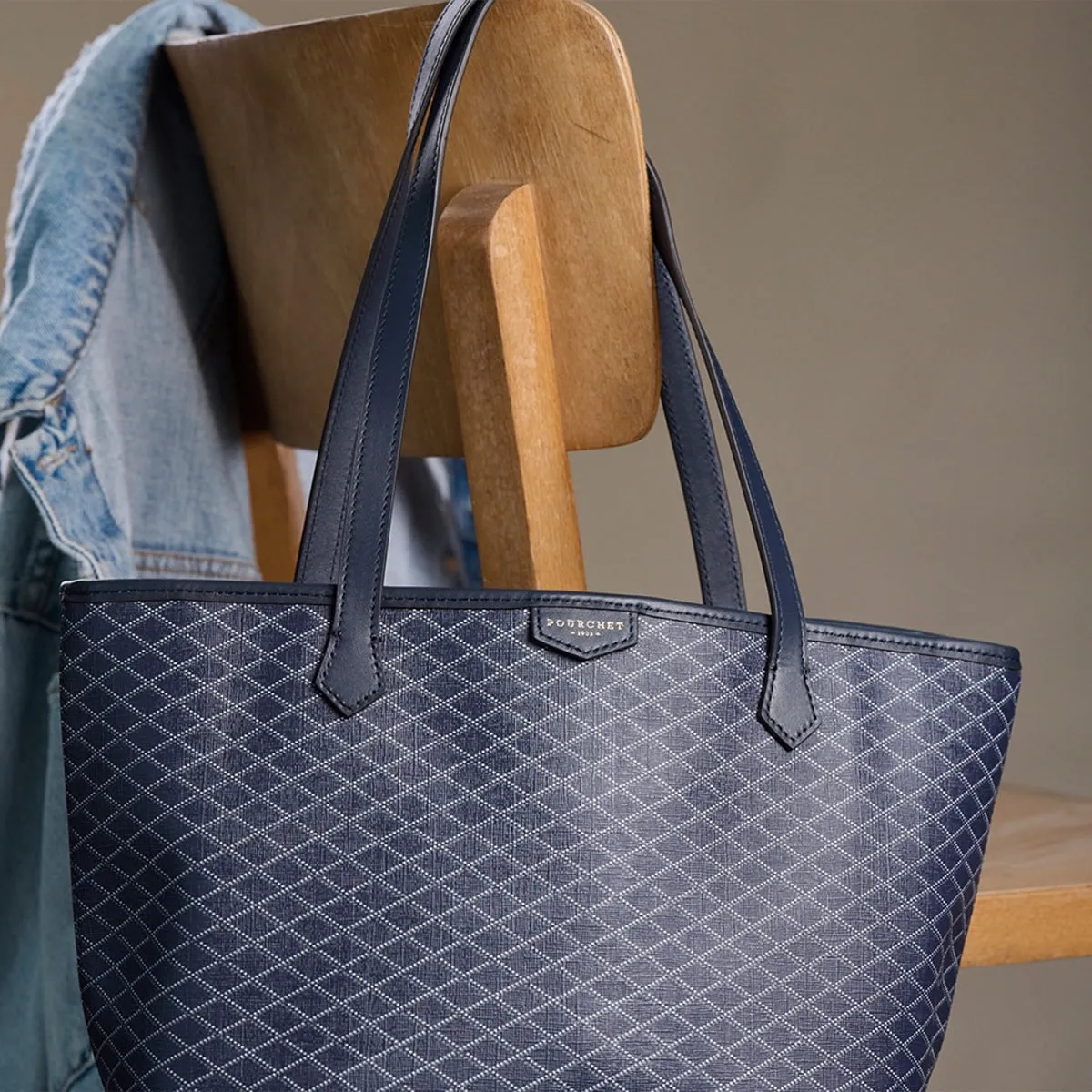 Waves tote Navy