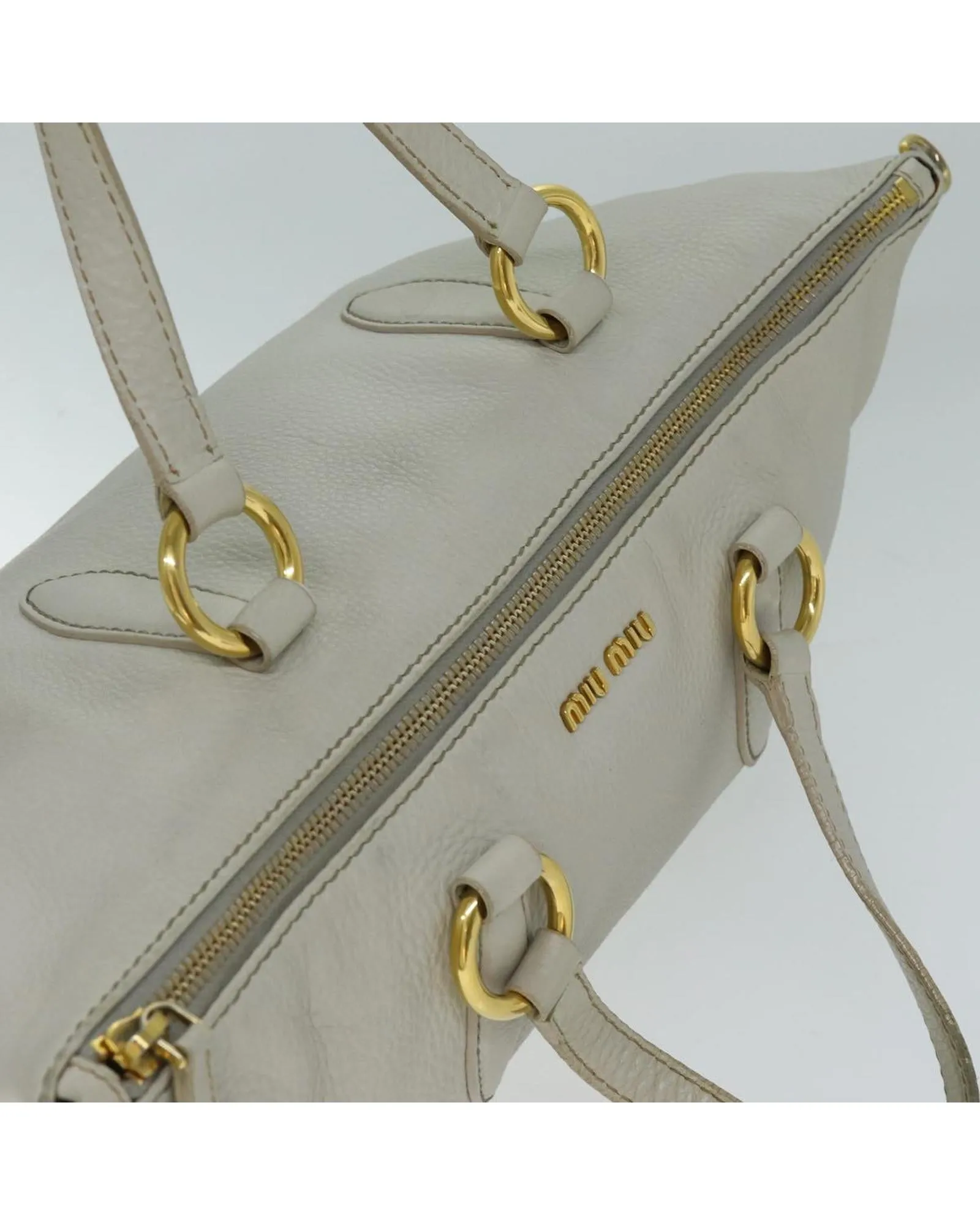 White Leather 2-way Hand Bag with Shoulder Strap - C Rank